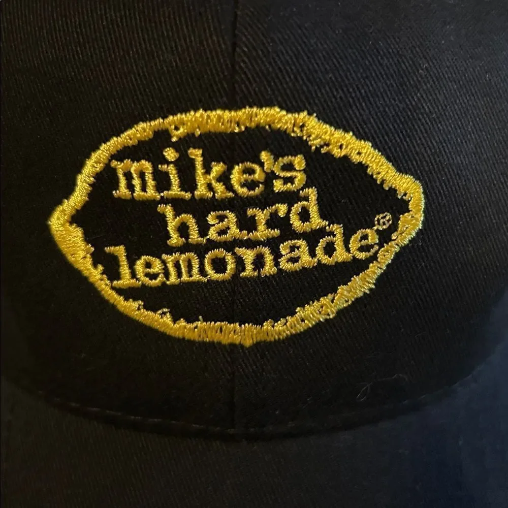 Mike’s Hard Lemonade new without